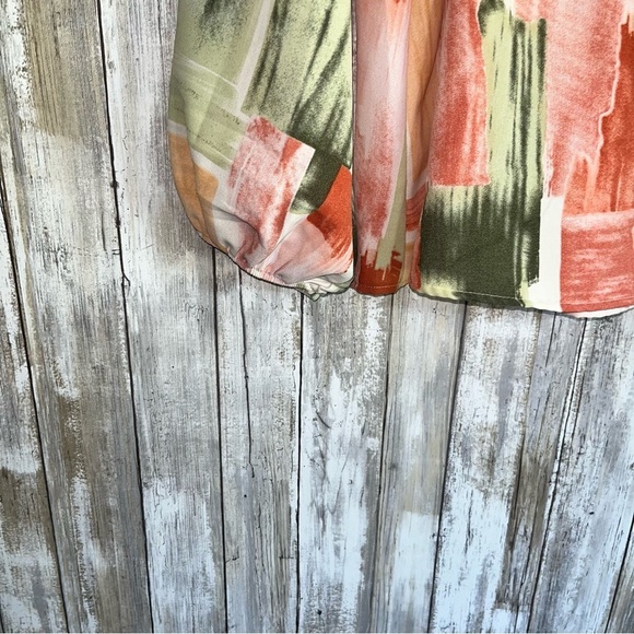 Entro Abstract Printed Blouse - Picture 3 of 5